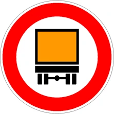 Divieto di transito ai veicoli che trasportano merci pericolose