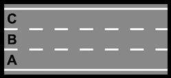 Strada a tre corsie